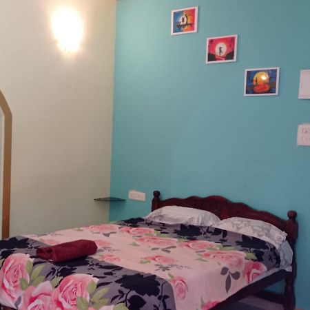 Jerone'S Home Stay Majorda Extérieur photo