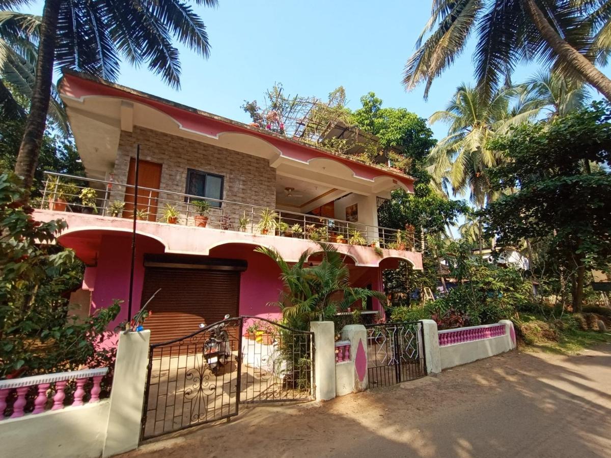 Jerone'S Home Stay Majorda Extérieur photo